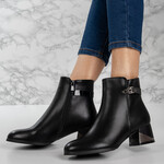 Botine Addie