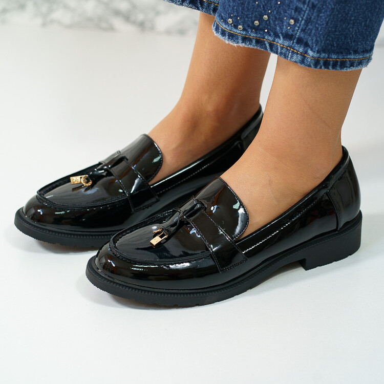 Pantofi dama casual din piele ecologica lacuita Negri Orien